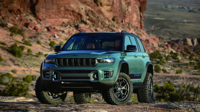 GRAND CHEROKEE TRAILHAWK 4xe CONCEPT