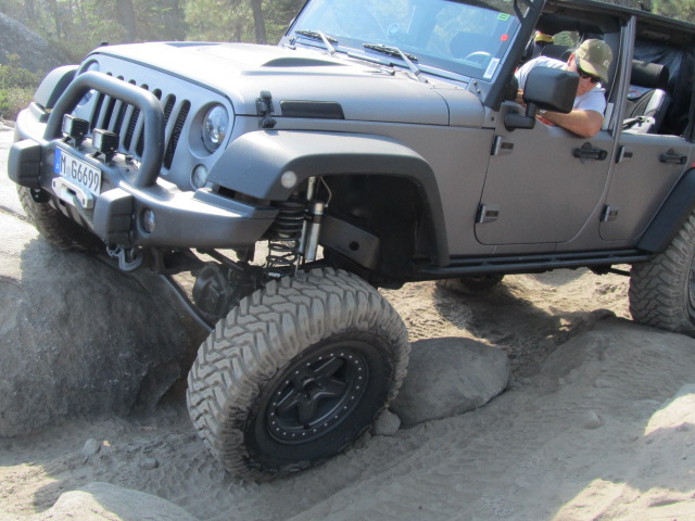 Sacramento > Tahoma
RUBICON TRAIL
Jeepの聖域・ルビコントレイル