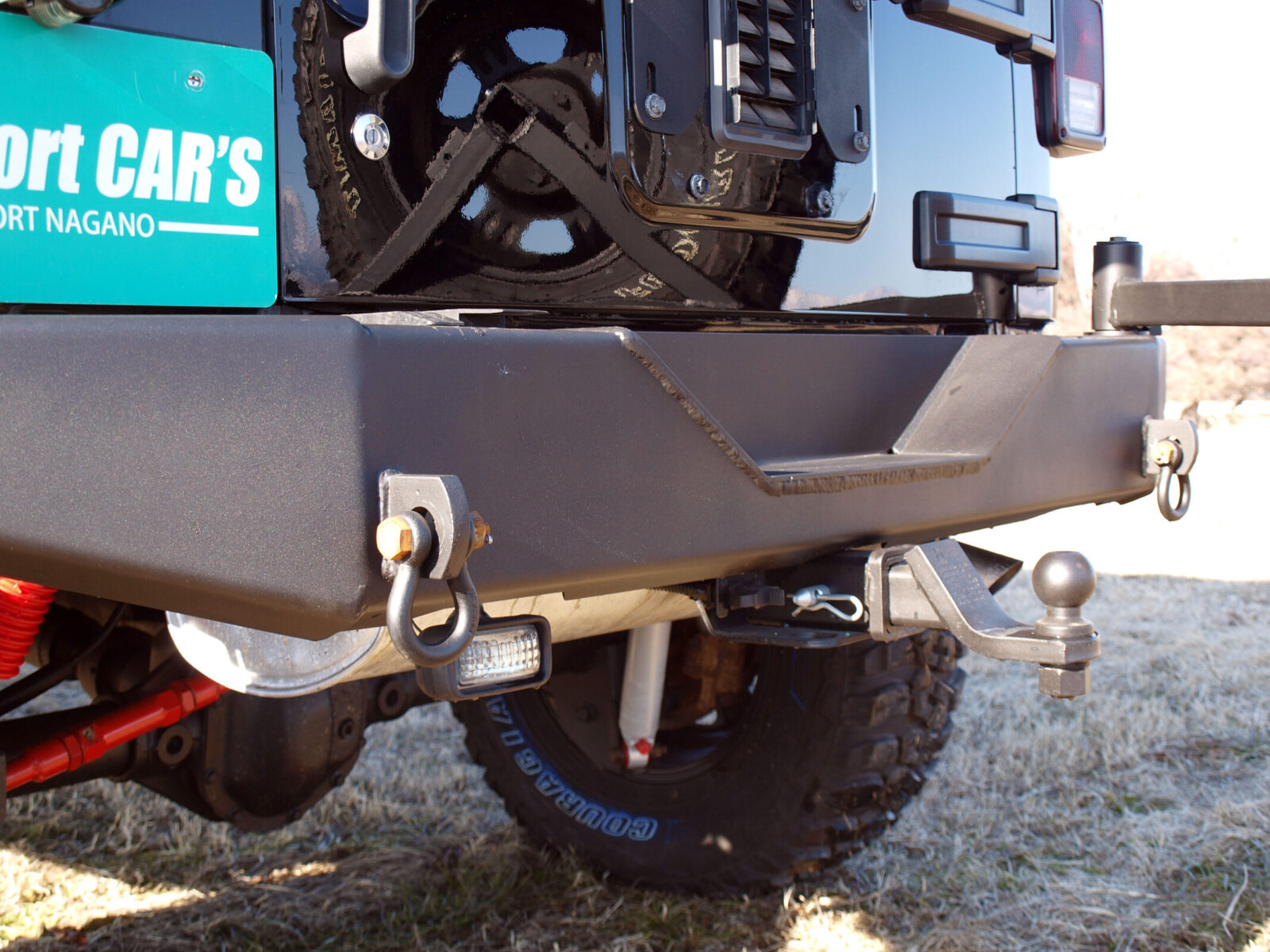 JK WRANGLER UNLIMITED COMFORT CAR'S 精悍なデザインのリアバンパー。前後ともUSメーカーのオーパーズ製品で統一。7