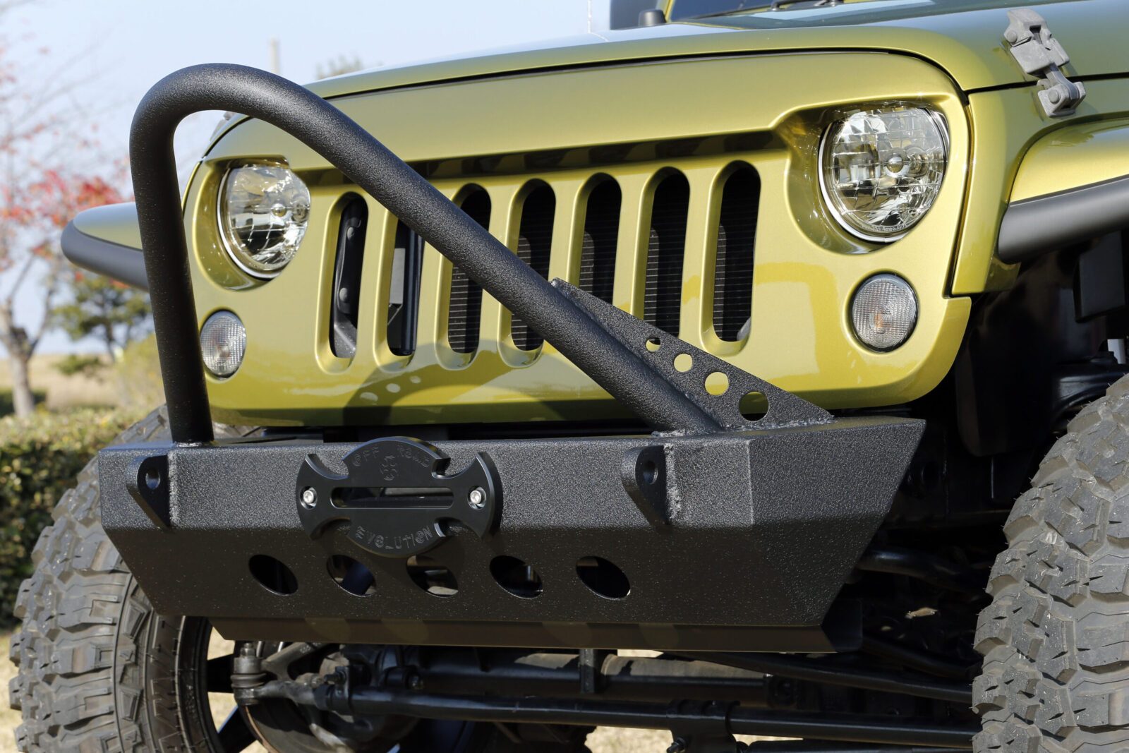 JK WRANGLER TOP RANKAZ パウダーコートで美しい仕上がりも特徴のバンパー。