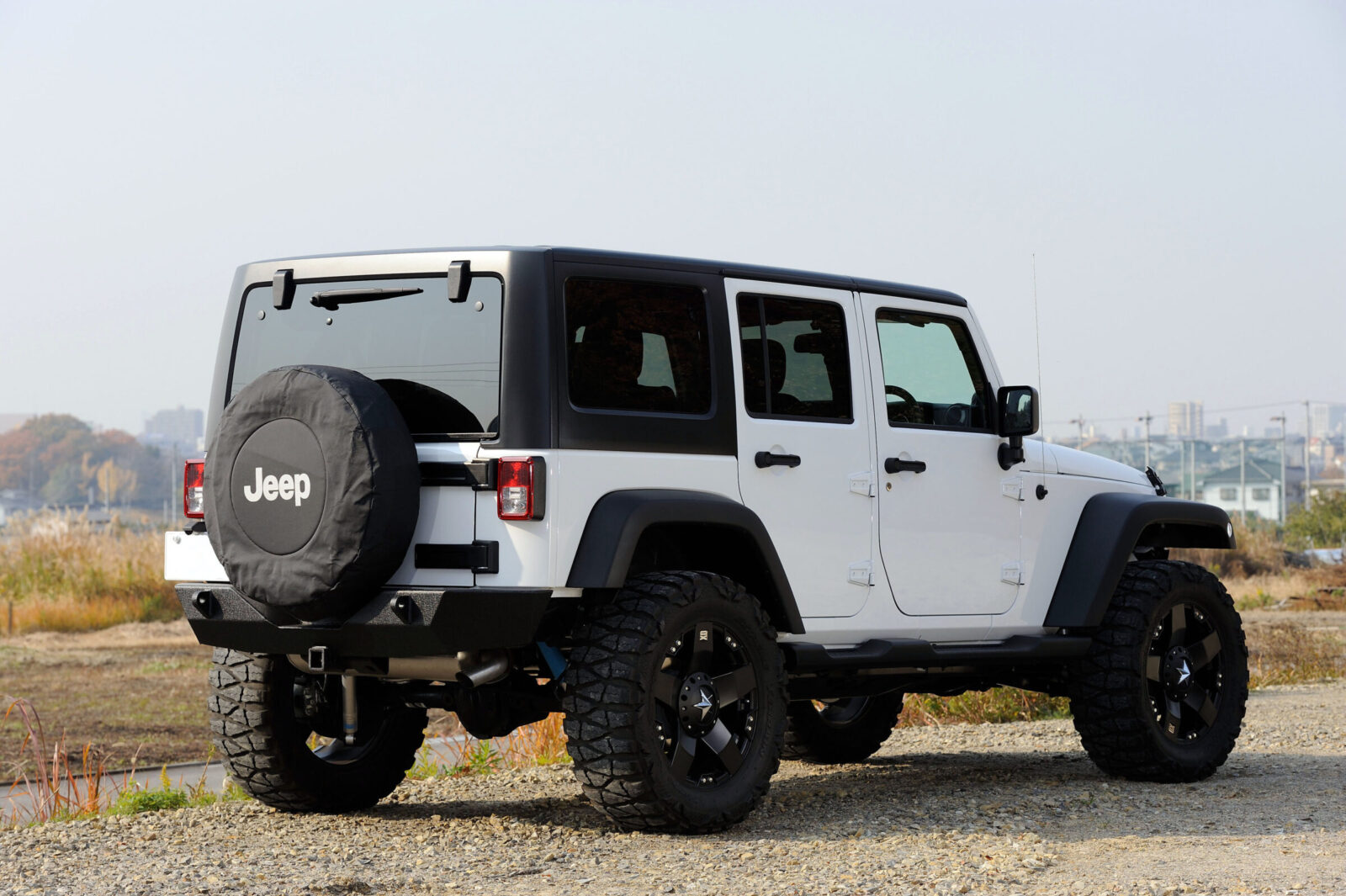 JK WRANGLER UNLIMITED SPORTS STAGE-FOUR シンプルなイメージでまとめ上げる。