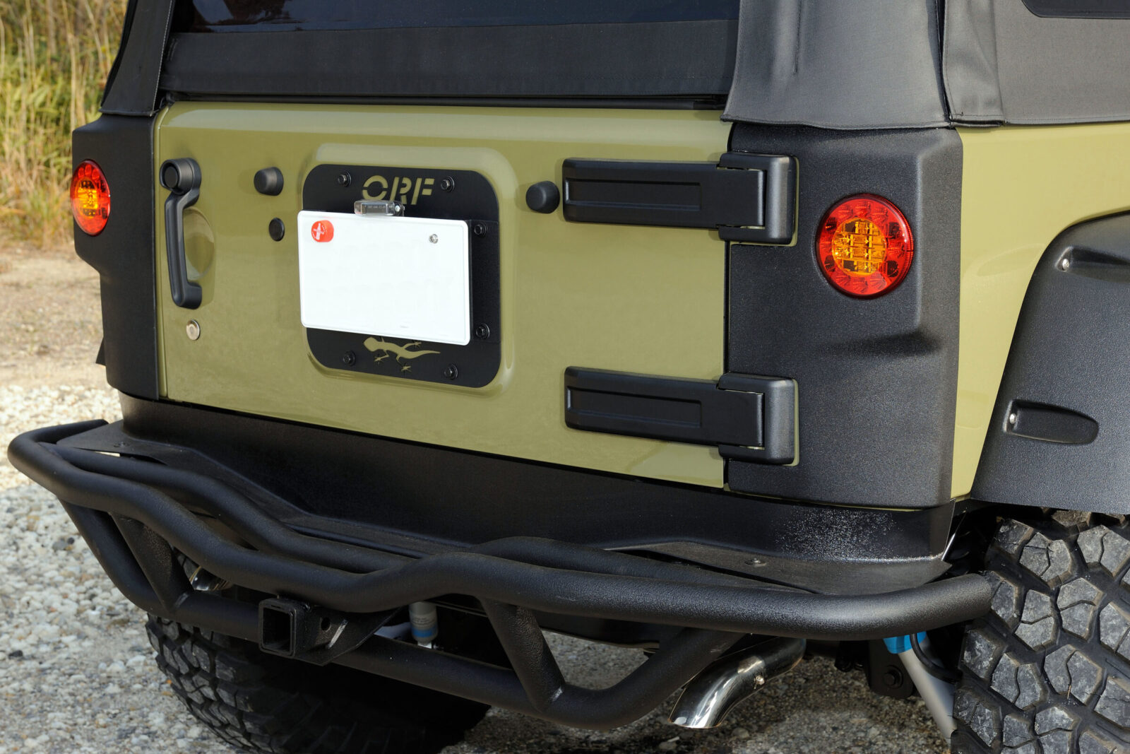 JK WRANGLER UNLIMITED SAHARA STAGE-FOUR リアバンパーにもRUGGED RIDGEを採用。