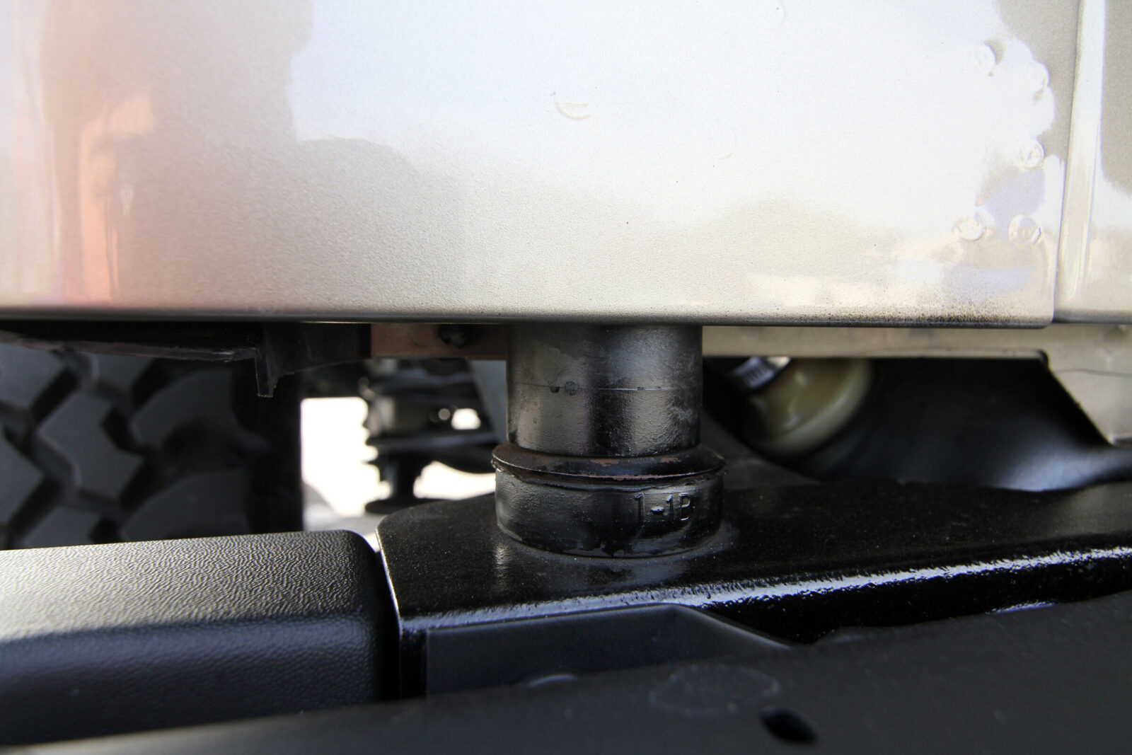 TJ WRANGLER BOOO BOO WORKS ボディリフトは1.25インチブロックで行う。