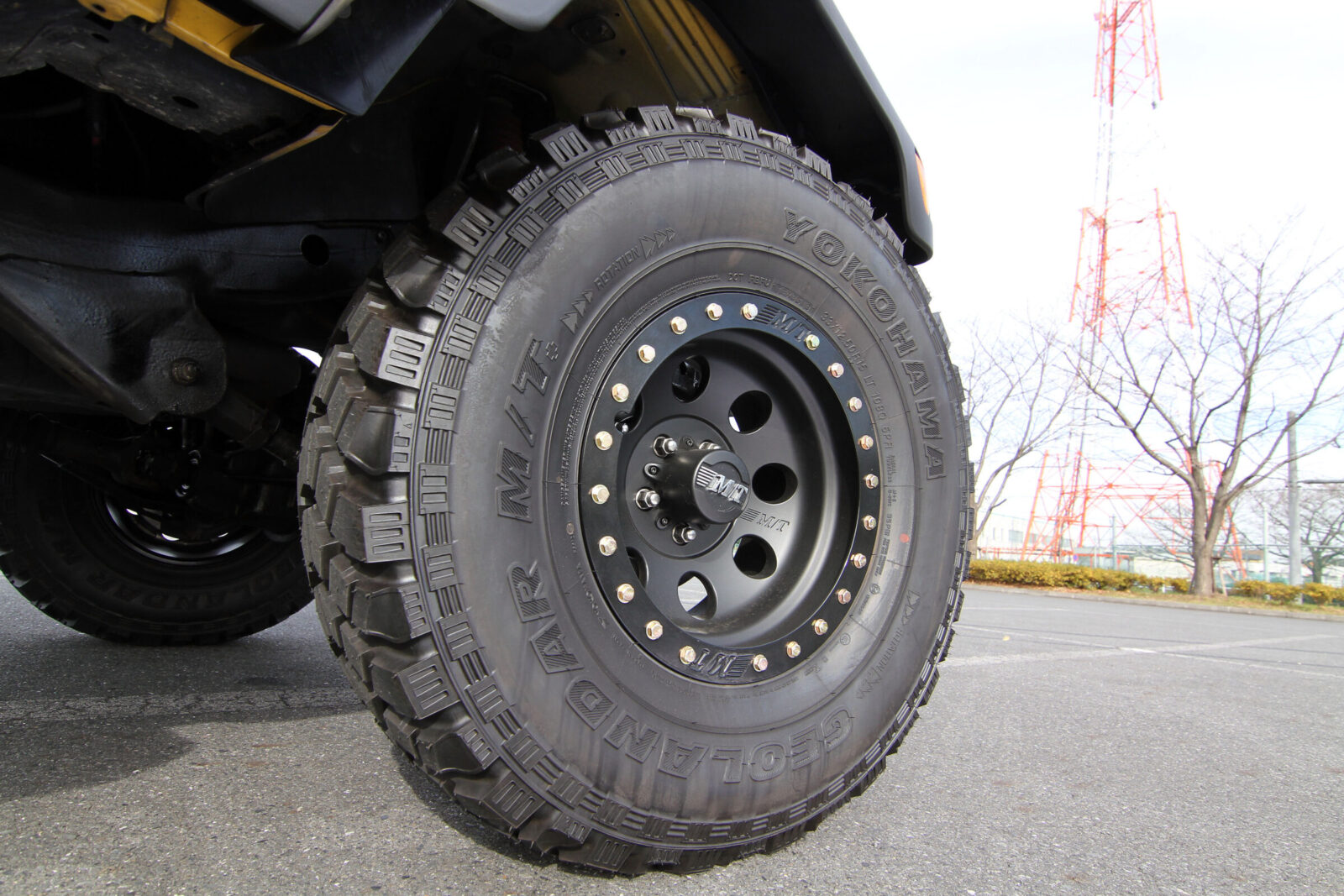 TJ WRANGLER BOOO BOO WORKS 足もとはミッキートンプソン・クラシックロック+ジオランダーM/Tをインストール。
