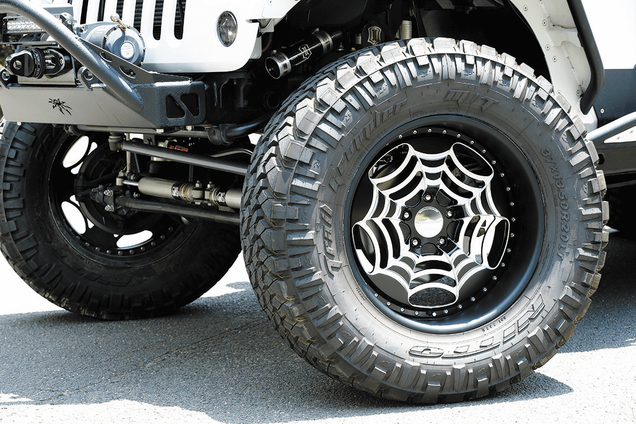 .ホイールのデザインは“クモの巣”を連想させる。JK Wrangler Unlimited/ TOP RANKAZ