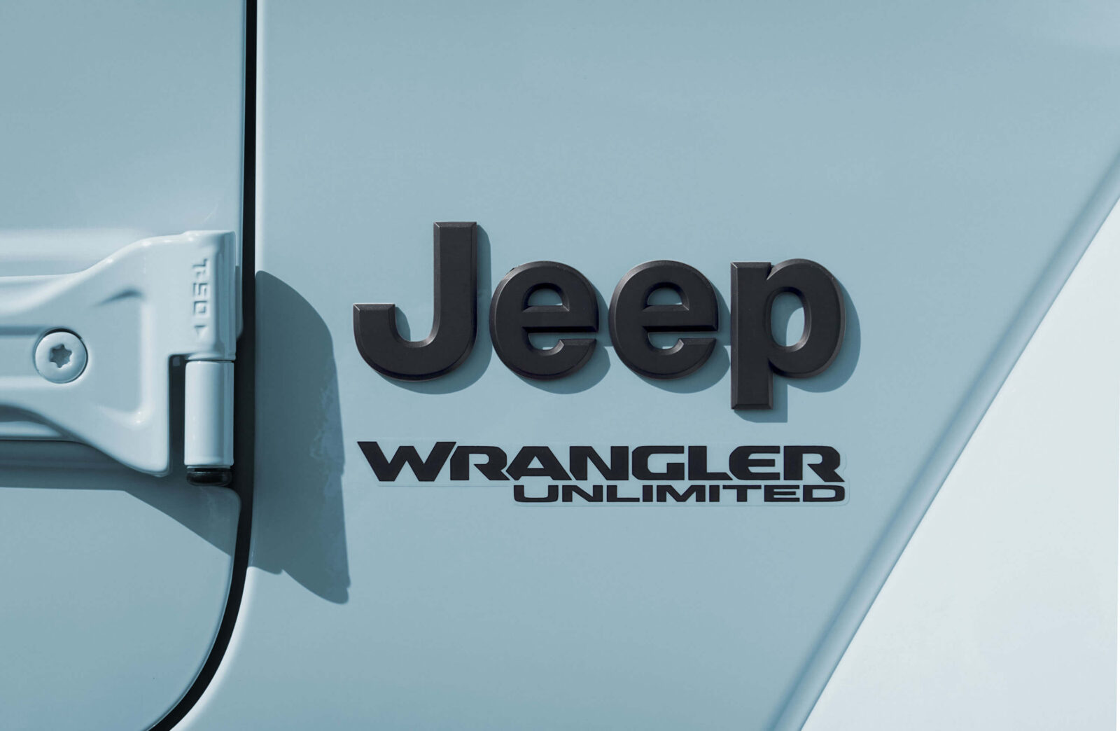 Jeep® Wrangler Unlimited Sahara Altitude