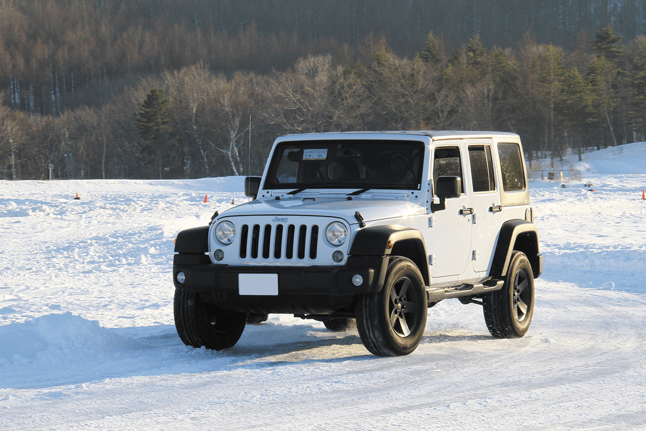 氷上走行会でジープの性能を体感!JEEP WRANGLER RUBICON / FIVE STAR TOTO