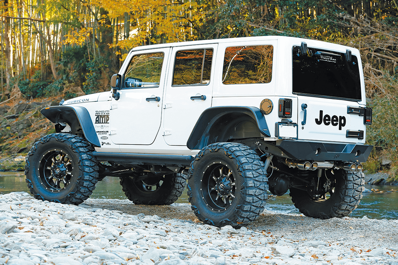 Fall leaves of Autumn Touring by Jeep Fall leaves of Autumn Touring by Jeep JK WRANGLER UNLIMITED 88HOUSE MARINE WAVE