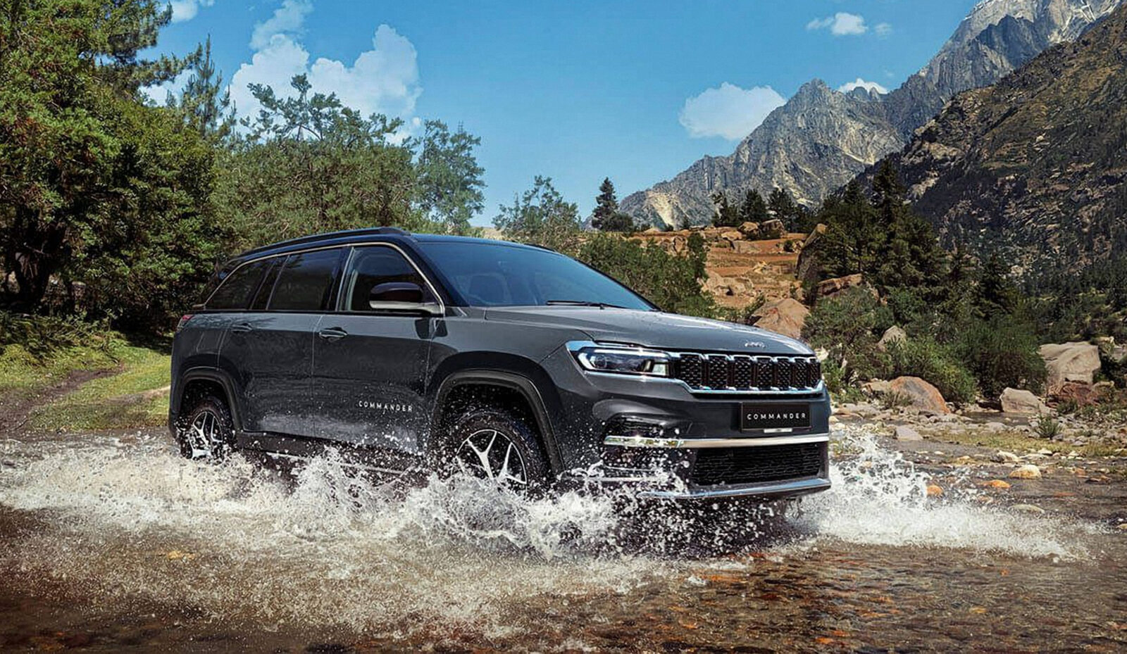 GRAND CHEROKEE or COMMANDER, that is the question.
