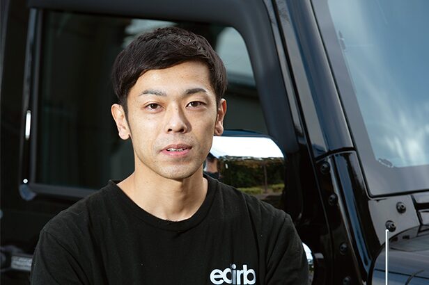 BRIDE:樋渡拓也さん
「ブリッドブランドにスポーツ走行向け専用シートのイメージを抱く方もいらっしゃると思いますが、近年ではコンフォート性能も高めた製品も数多く展開しています。今回はラングラーにベストマッチな3つの製品を提案いたします」と、同社の樋渡さん。