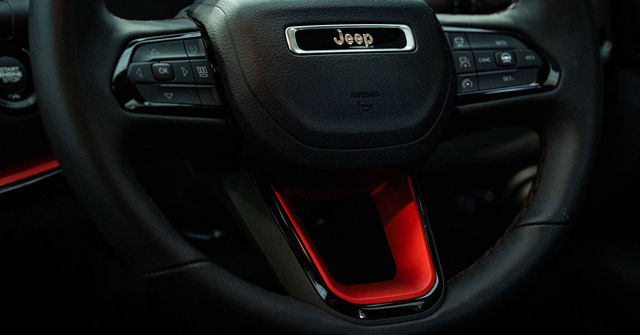 Jeep® Compass Black Shark