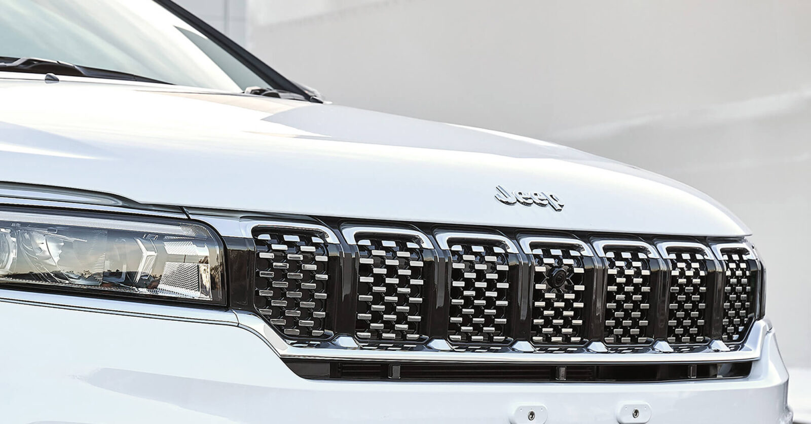 限定車「Jeep® Commander Overland」を発売