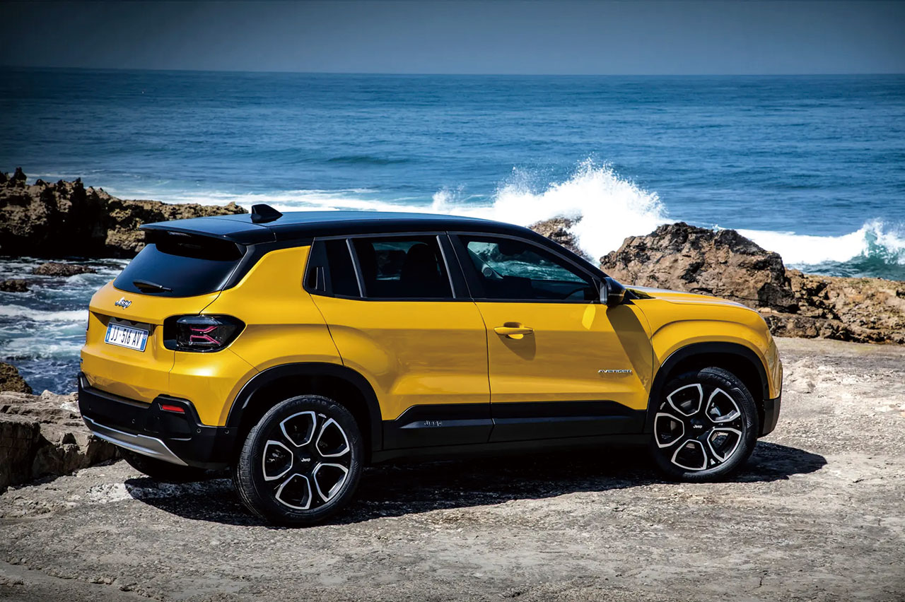 100%バッテリー式 EVモデル、アベンジャー(All-New Jeep® Avenger)