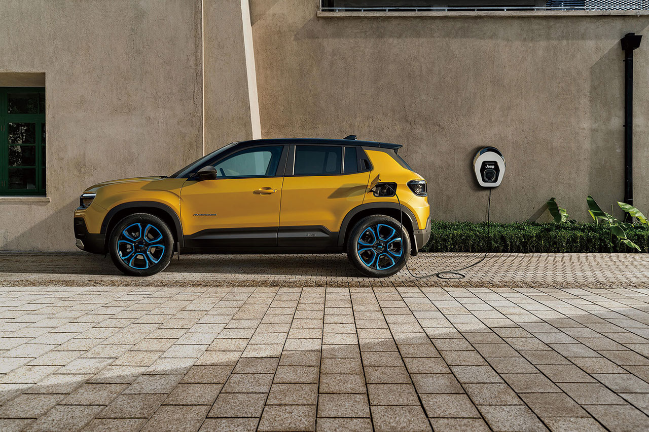 100%バッテリー式 EVモデル、アベンジャー(All-New Jeep® Avenger)