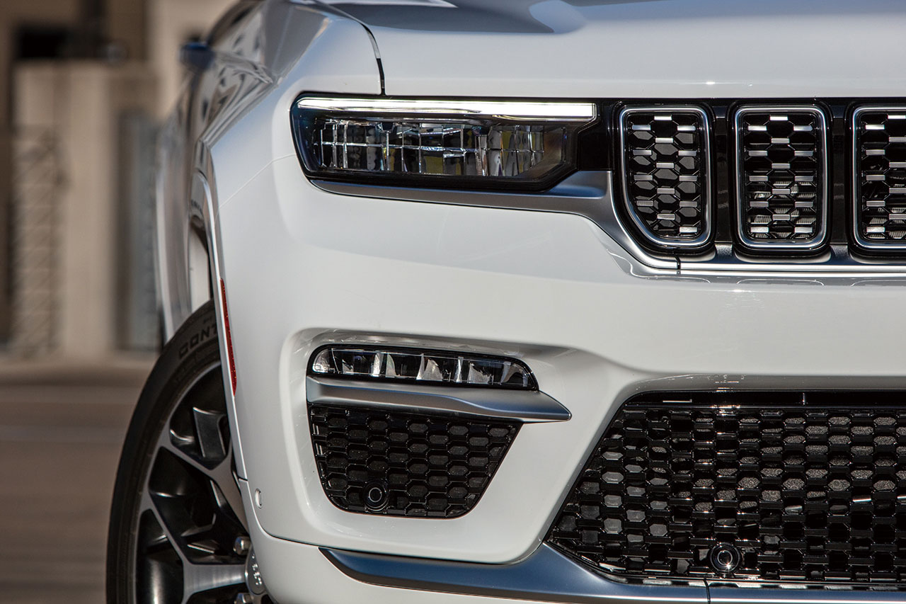 次世代への進化を象徴するプラグインハイブリッド(Jeep® Grand Cherokee 4xe)